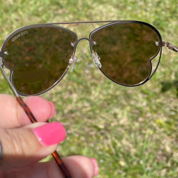 STEVE MADDEN Monet Sunglasses main image 11
